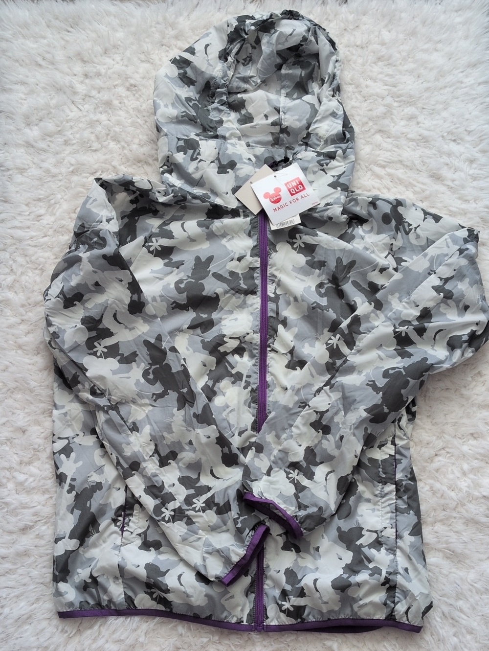 Uniqlo X Disney Women's Water Resistant Windbreaker